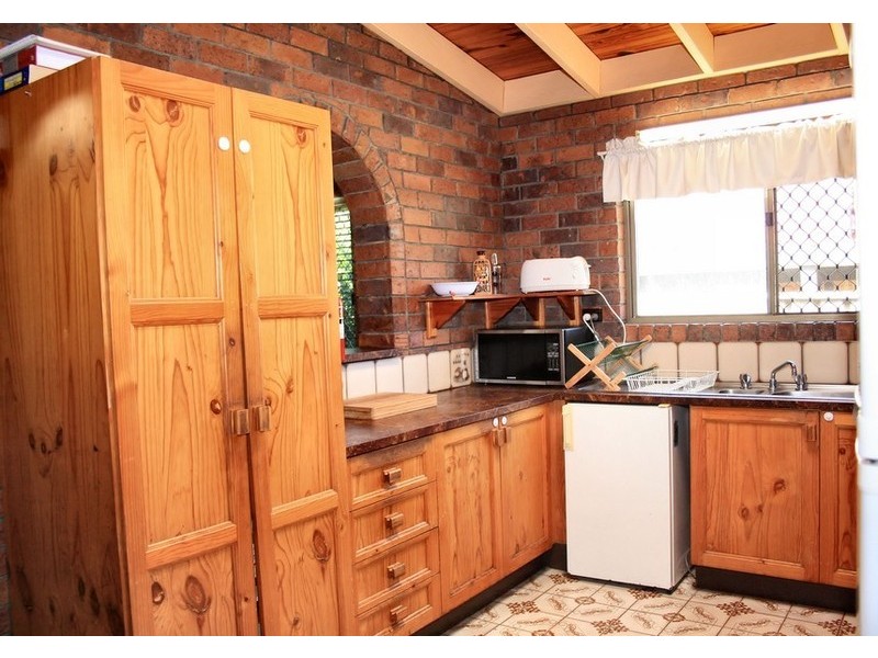 5 Clarendon St, Strathpine QLD 4500