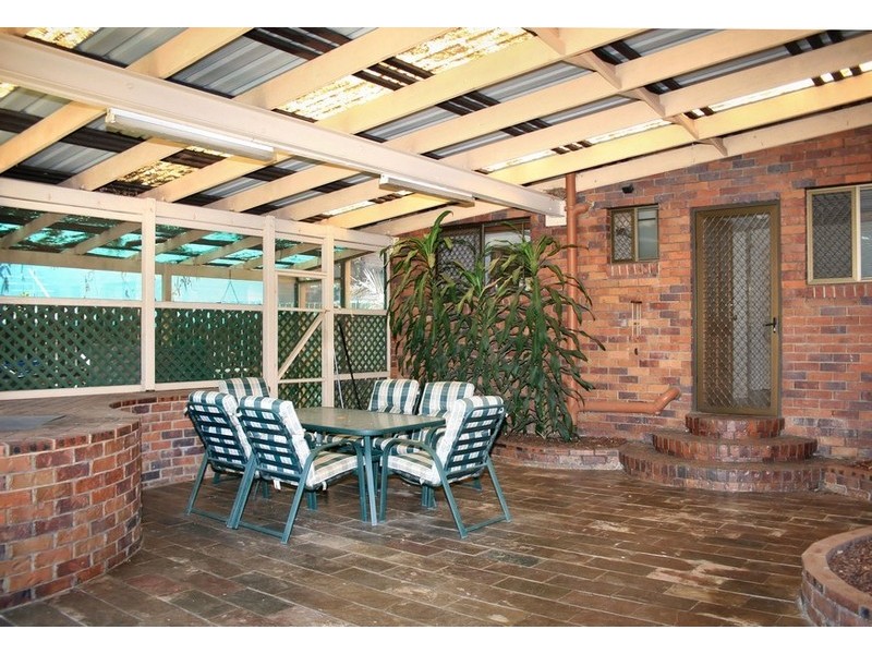 5 Clarendon St, Strathpine QLD 4500