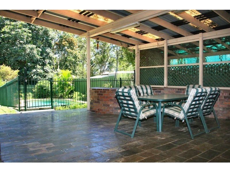 5 Clarendon St, Strathpine QLD 4500