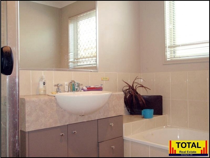 48 Tranquility Drive, Rothwell QLD 4022