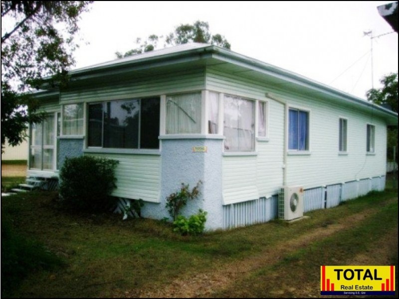 16 Herbert Street, Millmerran QLD 4357