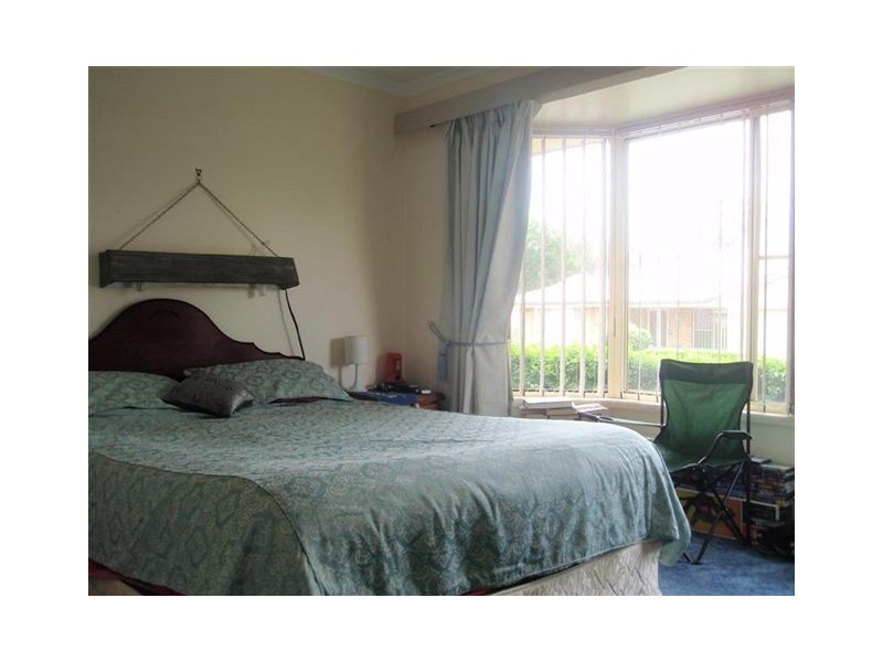 4 Myra, Kallangur QLD 4503