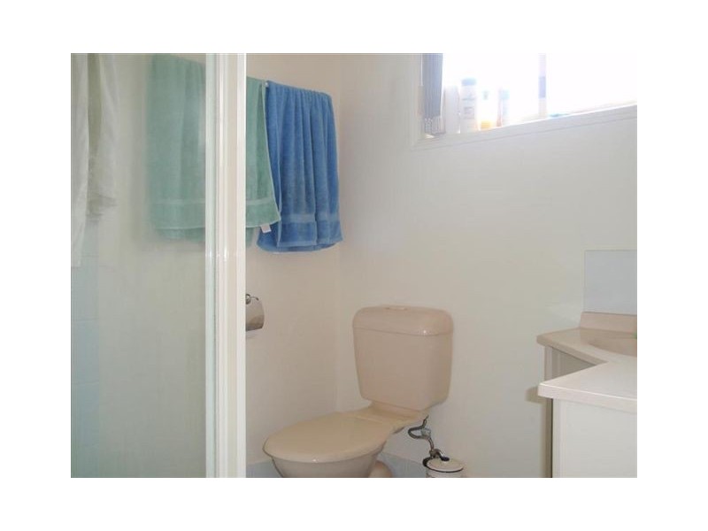 4 Myra, Kallangur QLD 4503