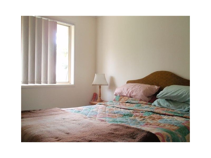 4 Myra, Kallangur QLD 4503