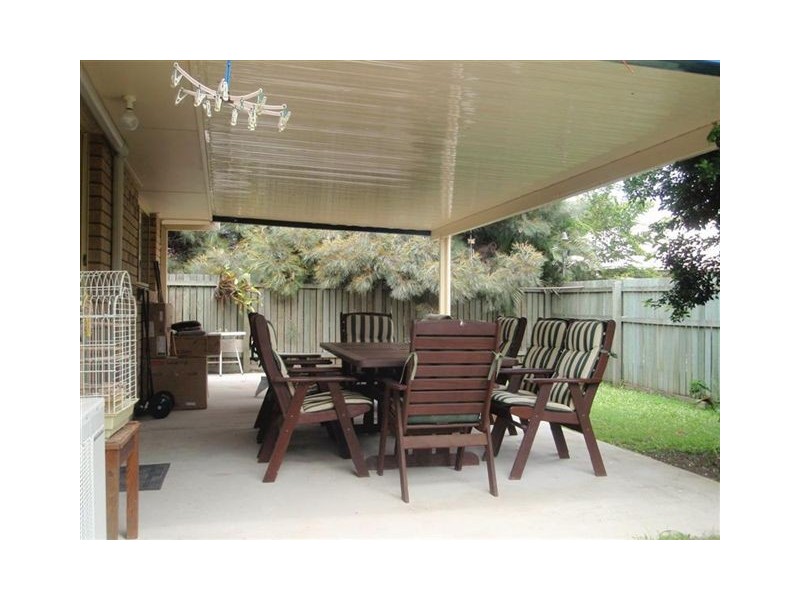 4 Myra, Kallangur QLD 4503