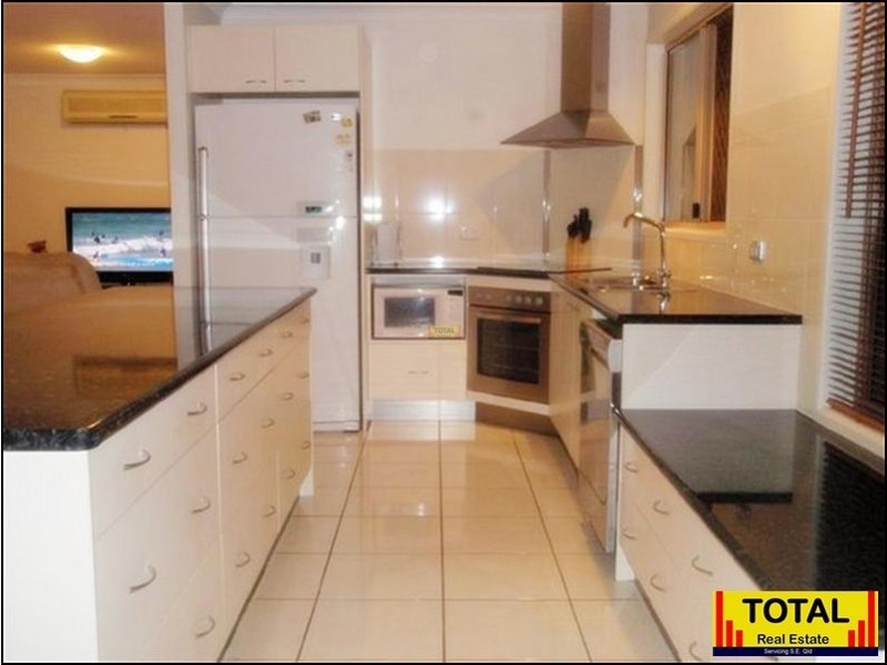 10 Rowley Rd, Burpengary QLD 4505