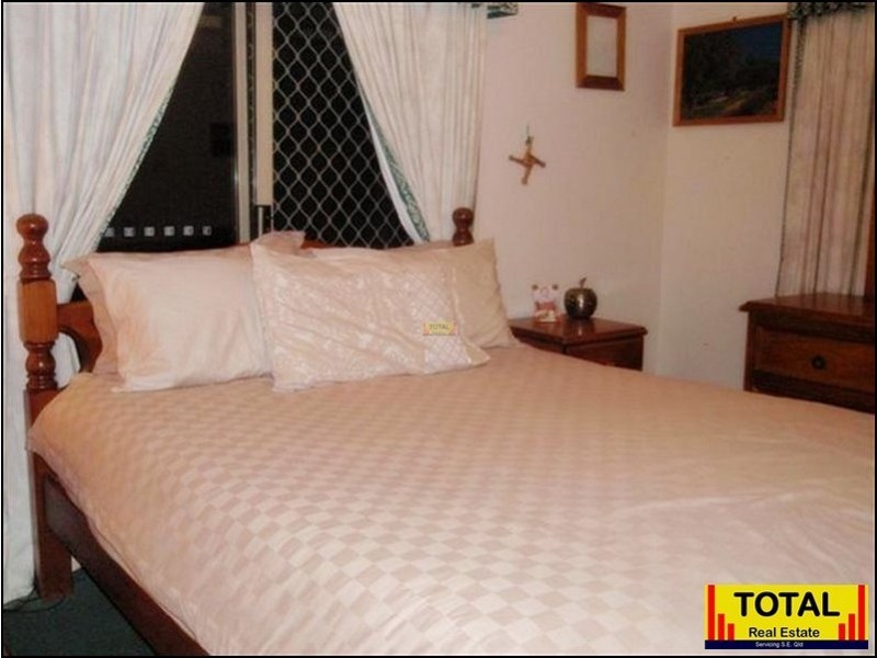 10 Rowley Rd, Burpengary QLD 4505