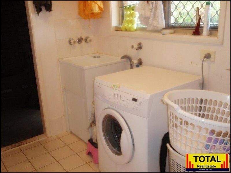 10 Rowley Rd, Burpengary QLD 4505