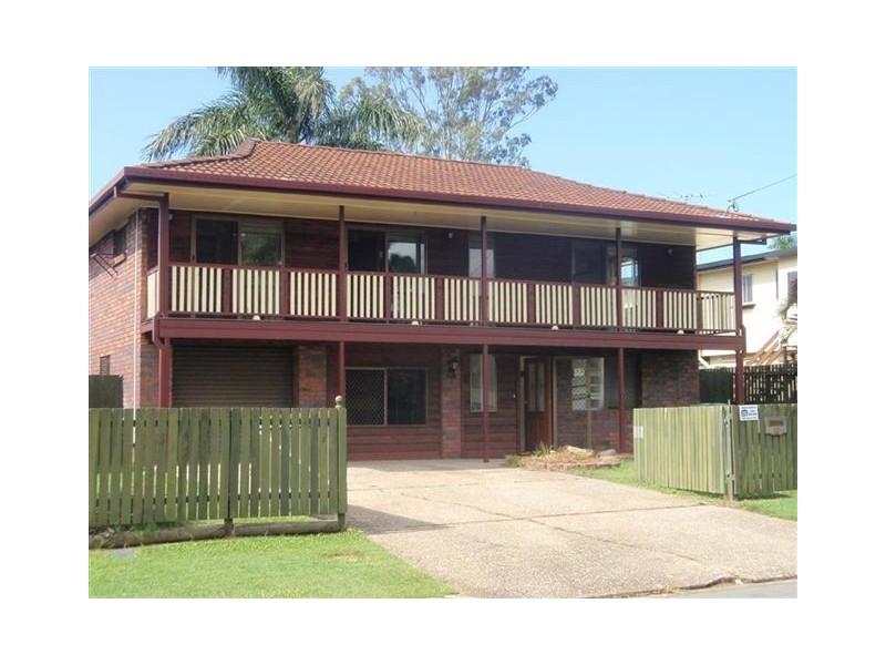 11 Forestville Road, Petrie QLD 4502