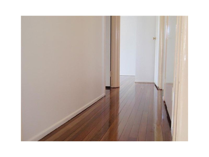 11 Forestville Road, Petrie QLD 4502