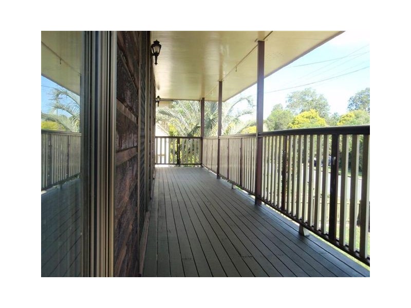 11 Forestville Road, Petrie QLD 4502