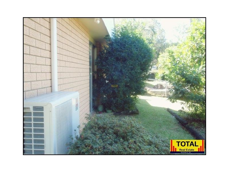 25 Carwell Avenue, Petrie QLD 4502