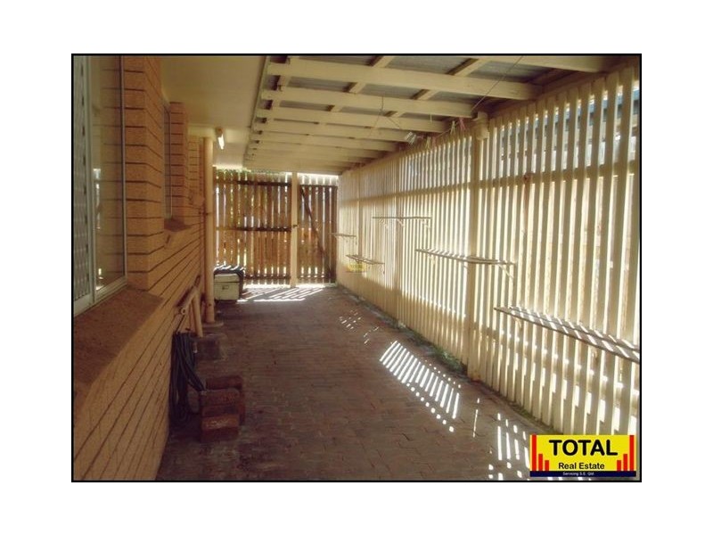 25 Carwell Avenue, Petrie QLD 4502