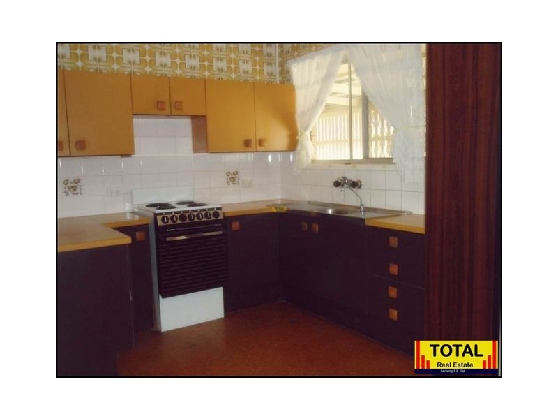 25 Carwell Avenue, Petrie QLD 4502