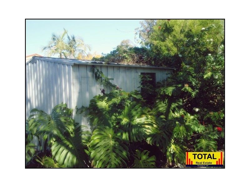 25 Carwell Avenue, Petrie QLD 4502