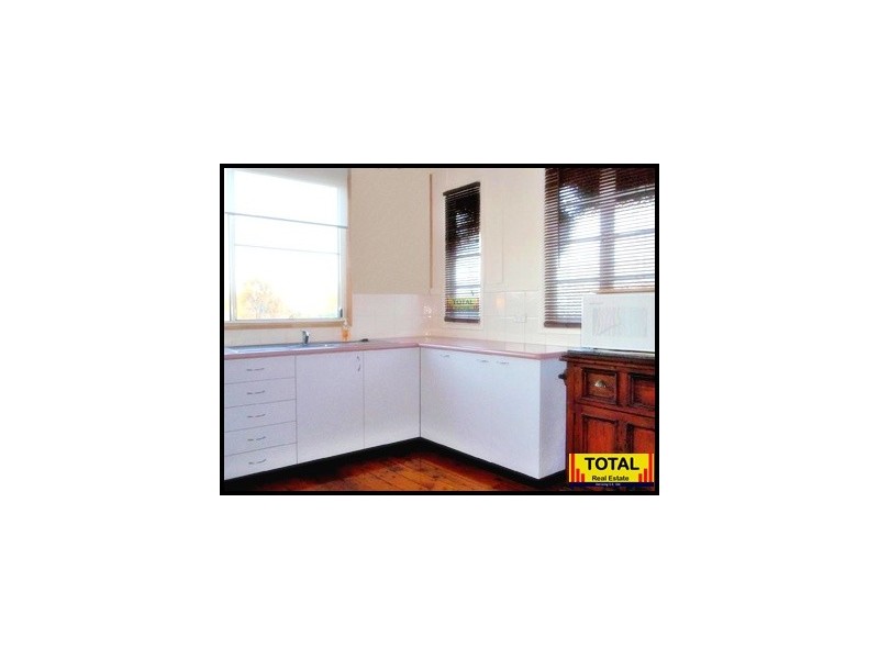 10 George Street, Millmerran QLD 4357