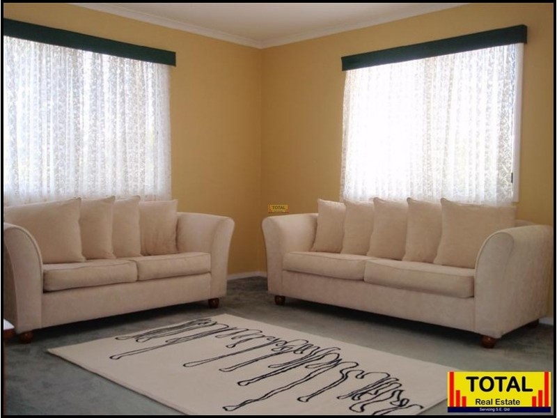 43 Alexander Avenue, Kallangur QLD 4503