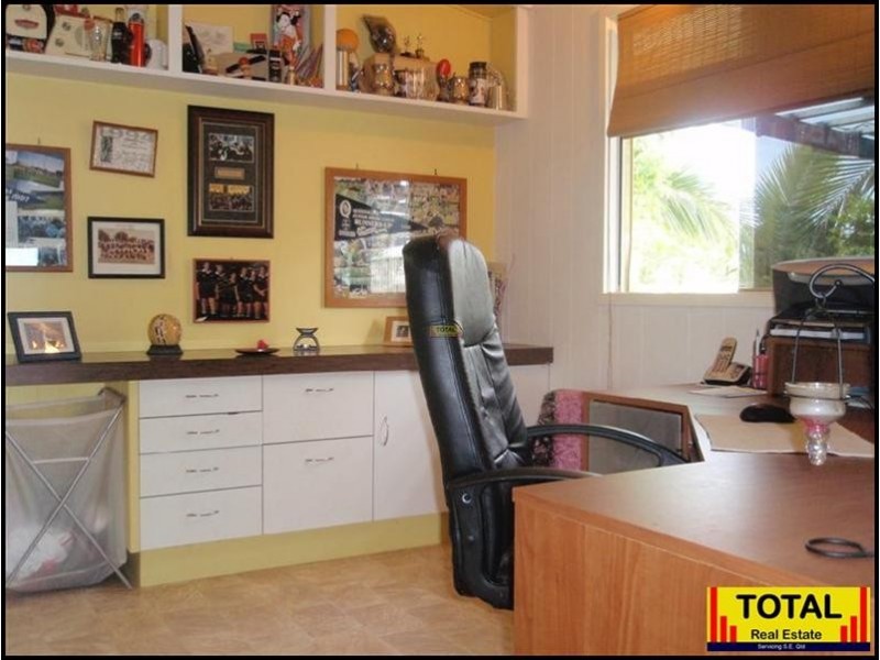 9 Macarthur Drive, Kallangur QLD 4503