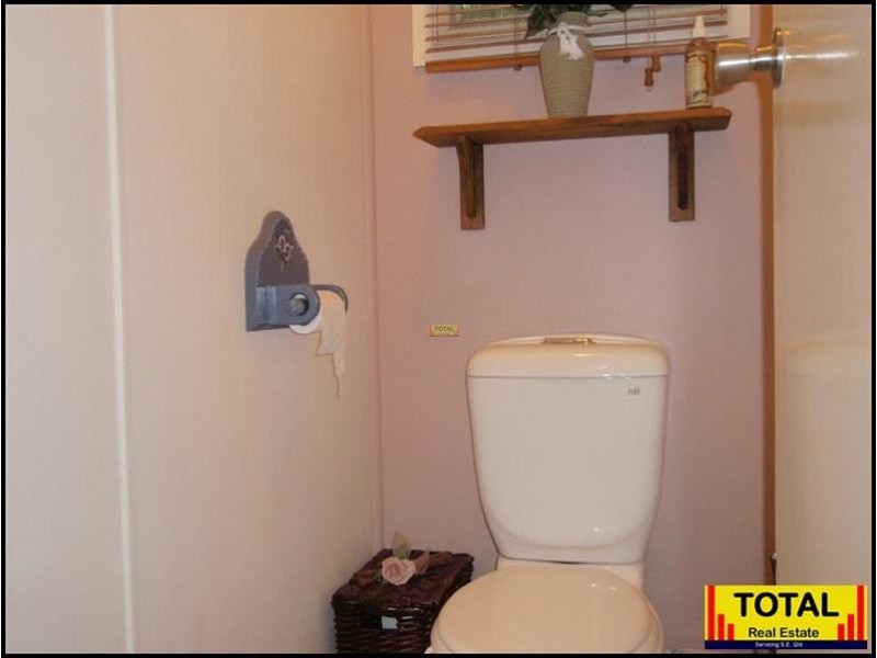 9 Macarthur Drive, Kallangur QLD 4503