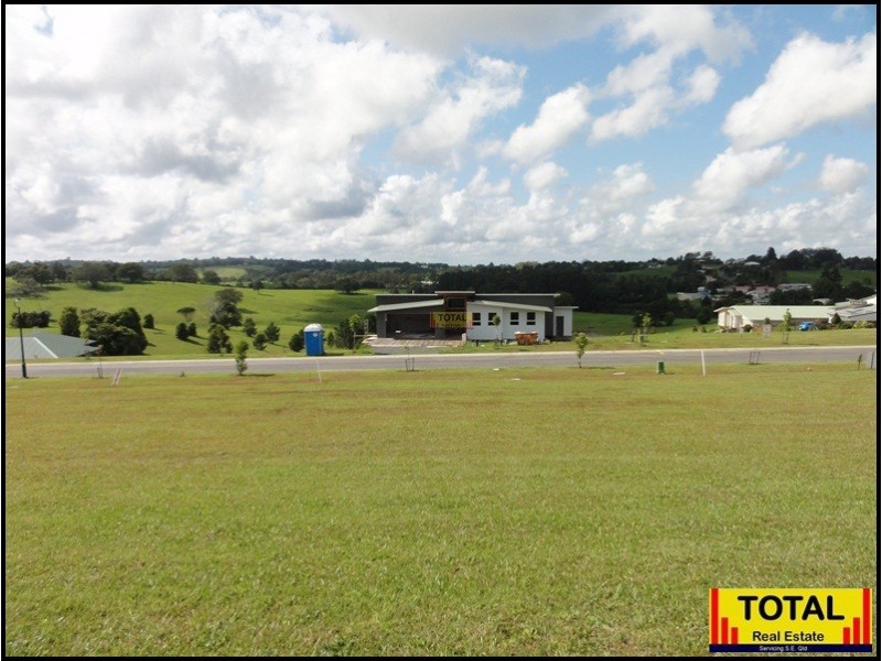 11 Cloudwalk Drive, Maleny QLD 4552