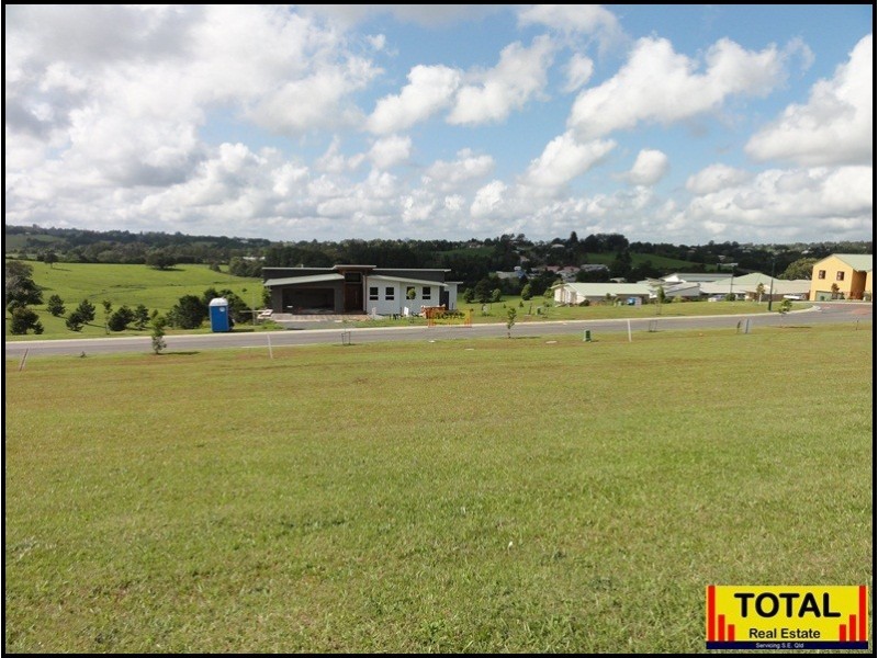 11 Cloudwalk Drive, Maleny QLD 4552