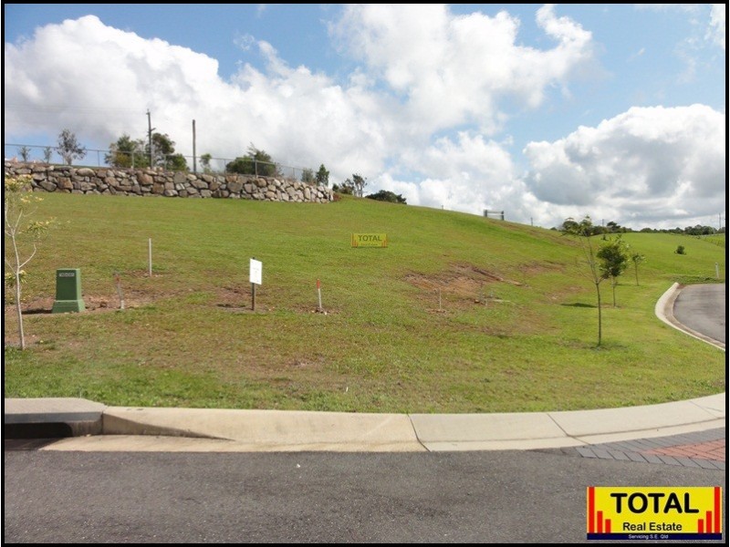 19 Cloudwalk Drive, Maleny QLD 4552