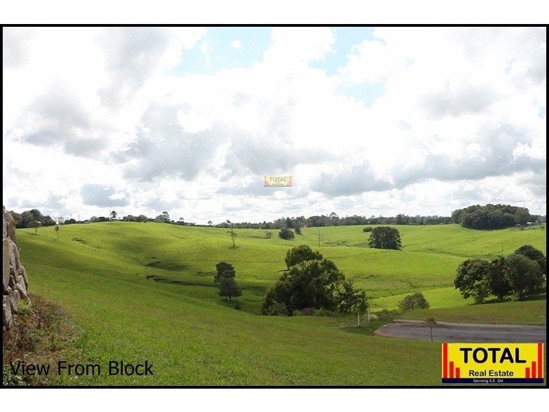 19 Cloudwalk Drive, Maleny QLD 4552