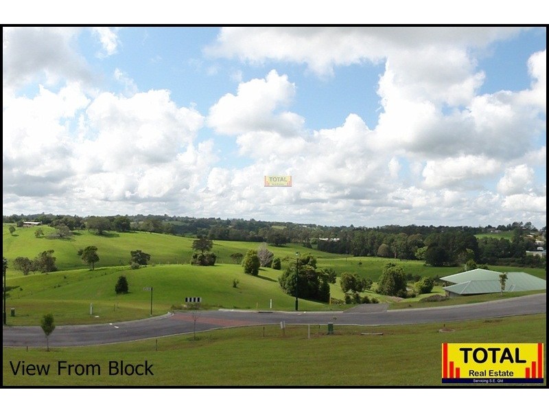 19 Cloudwalk Drive, Maleny QLD 4552