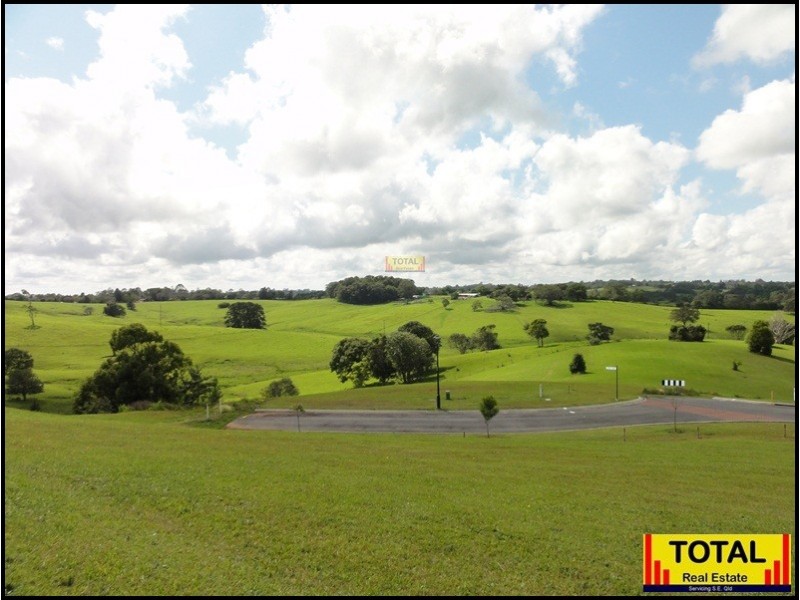 19 Cloudwalk Drive, Maleny QLD 4552