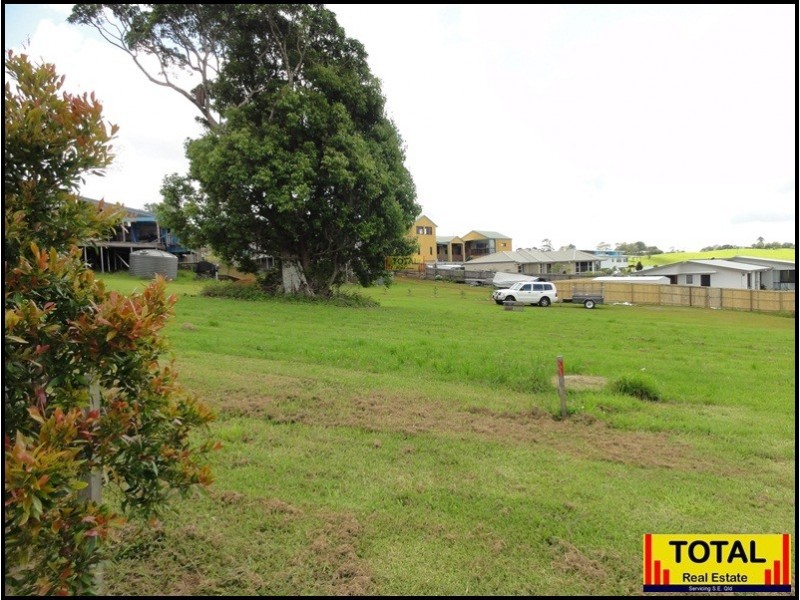 9 Greenhills Esplanade, Maleny QLD 4552