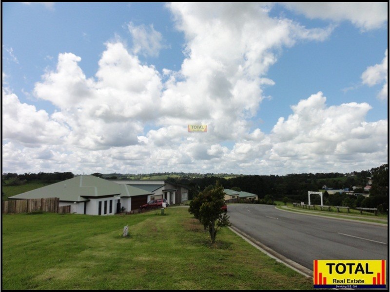 9 Greenhills Esplanade, Maleny QLD 4552