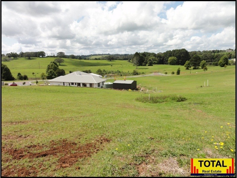 12  Snowwood Avenue, Maleny QLD 4552