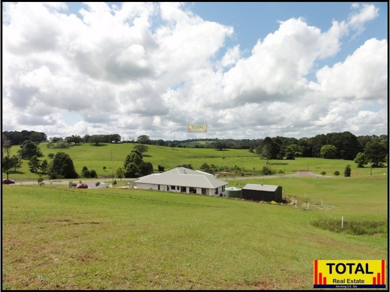 12  Snowwood Avenue, Maleny QLD 4552