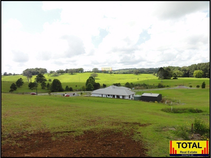 10  Snowwood Avenue, Maleny QLD 4552