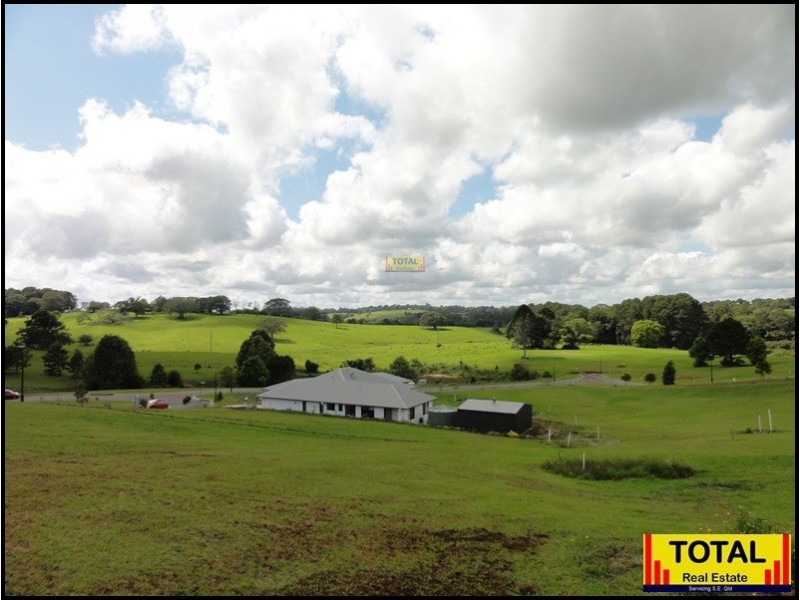 10  Snowwood Avenue, Maleny QLD 4552