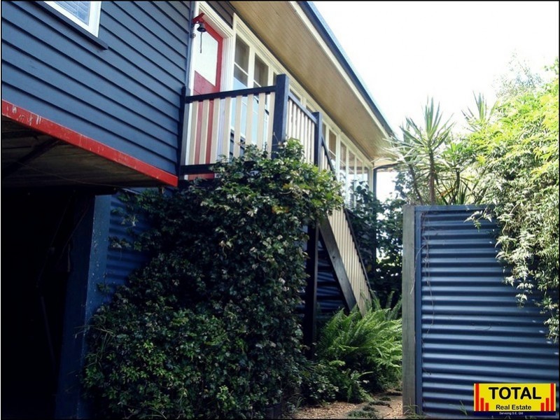 22 Clairmont Street, Newtown QLD 4350