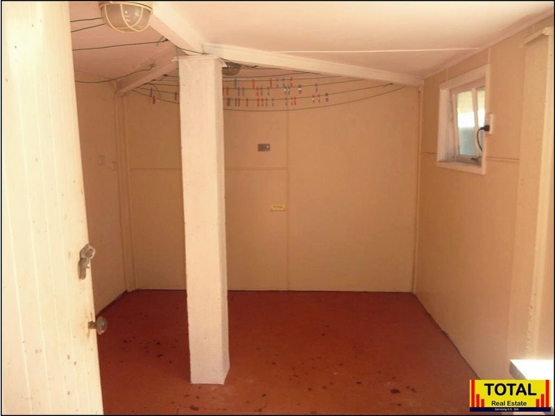 22 Clairmont Street, Newtown QLD 4350