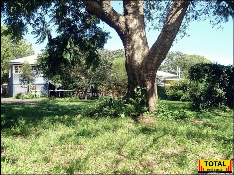 22 Clairmont Street, Newtown QLD 4350