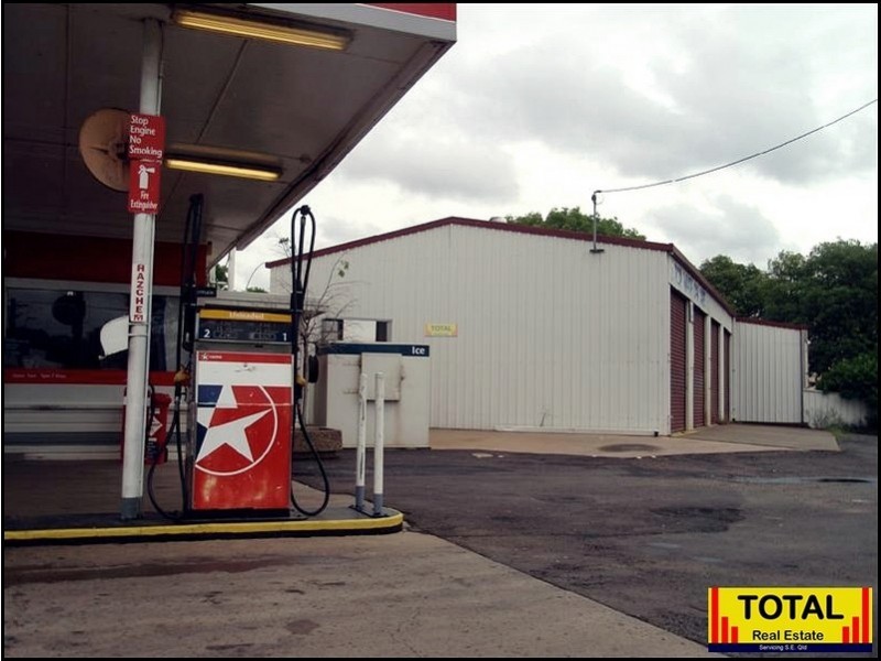83 Raglan Street, Roma QLD 4455