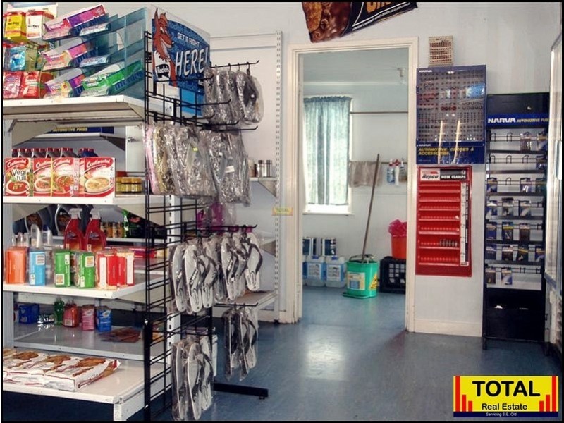 83 Raglan Street, Roma QLD 4455