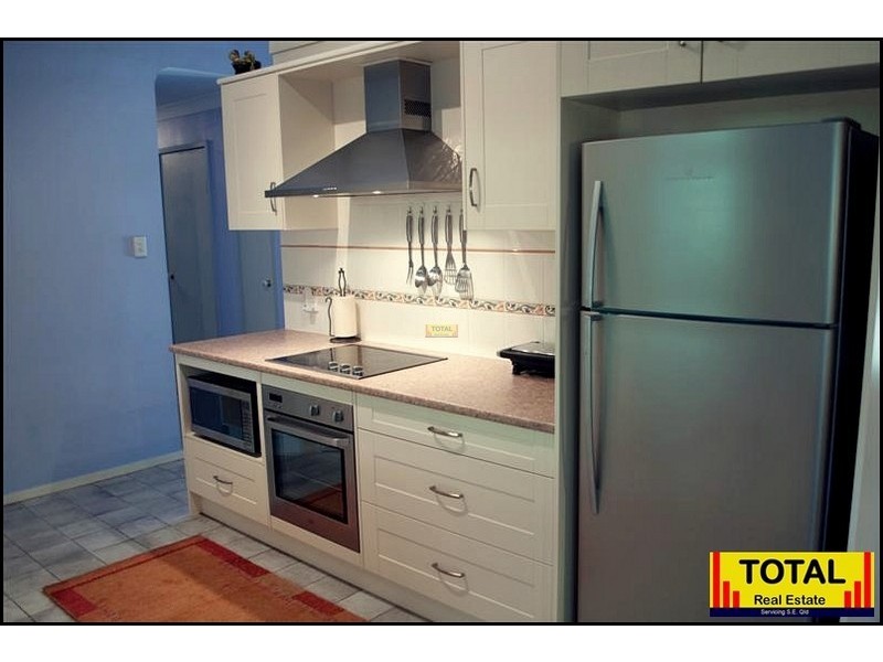 1 Albatross Street, Karalee QLD 4306