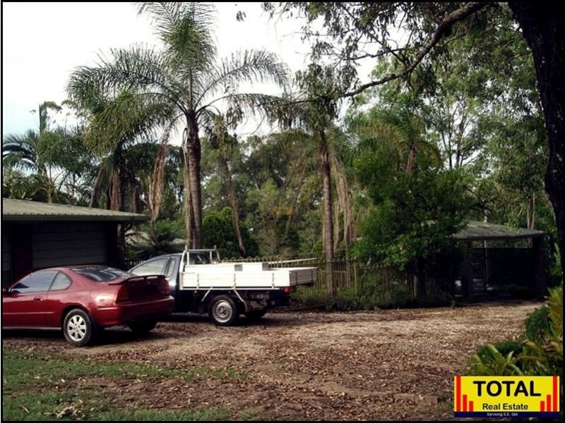 1 Albatross Street, Karalee QLD 4306