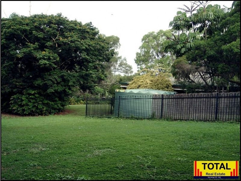 1 Albatross Street, Karalee QLD 4306