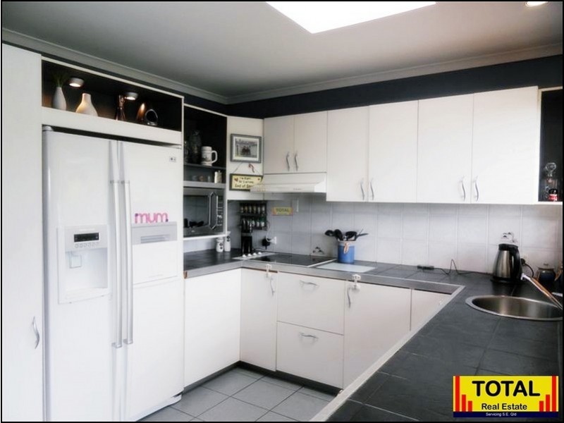 27 Tamarix Av, Bray Park QLD 4500