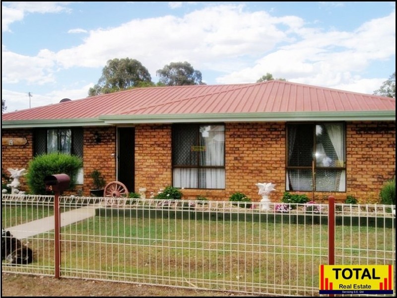 4 Rome Street, Oakey QLD 4401