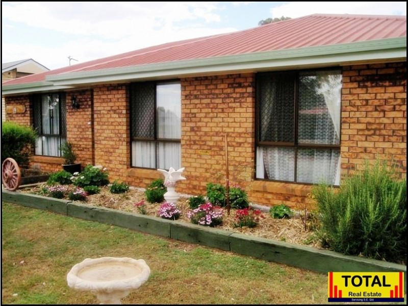 4 Rome Street, Oakey QLD 4401