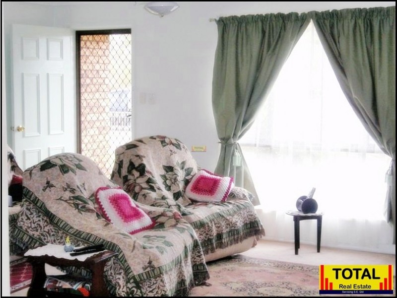 4 Rome Street, Oakey QLD 4401