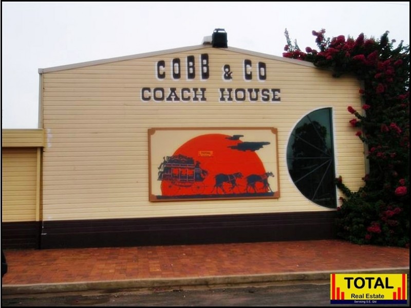 100 Carnarvon Highway, Surat QLD 4417