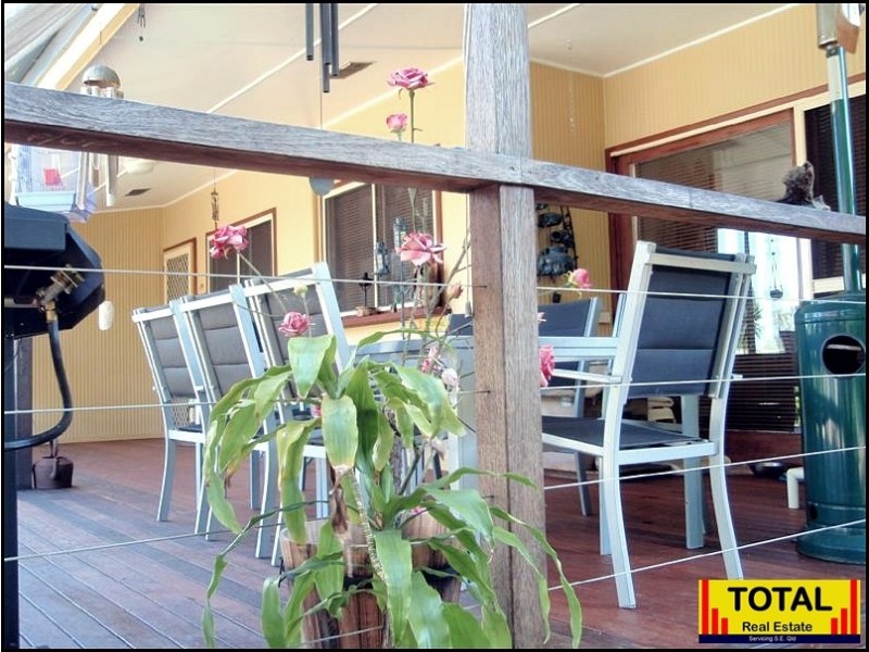 9 Macarthur Drive, Kallangur QLD 4503