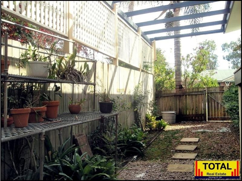 9 Macarthur Drive, Kallangur QLD 4503